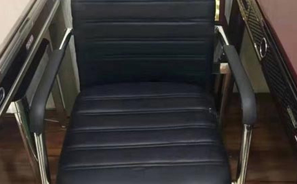 2025年什么牌子七里河麻将椅好?选购与保养避坑指南 2025年什么牌子七里河麻将椅好?选购与保养避坑指南